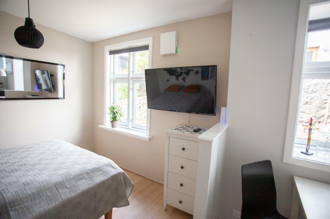 1 Bedroom Apartment In The Center Of Tórshavn Exteriör bild